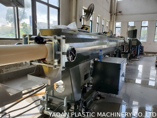 Macchina su misura del tubo dell'estrusione dell'ABS con potere 22-160kw e l'invertitore di ABB
