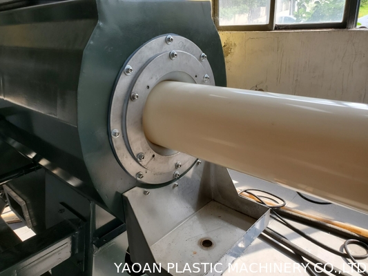 Macchina dell'estrusione del tubo dell'ABS utilizzata all'ABS fatto tubo di plastica del centro per i film di allungamento